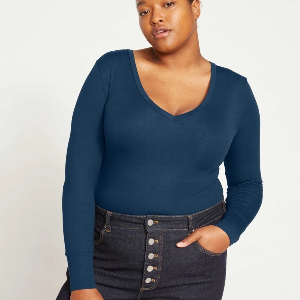 Universal Standard Foundation Long Sleeve V-Neck Tee